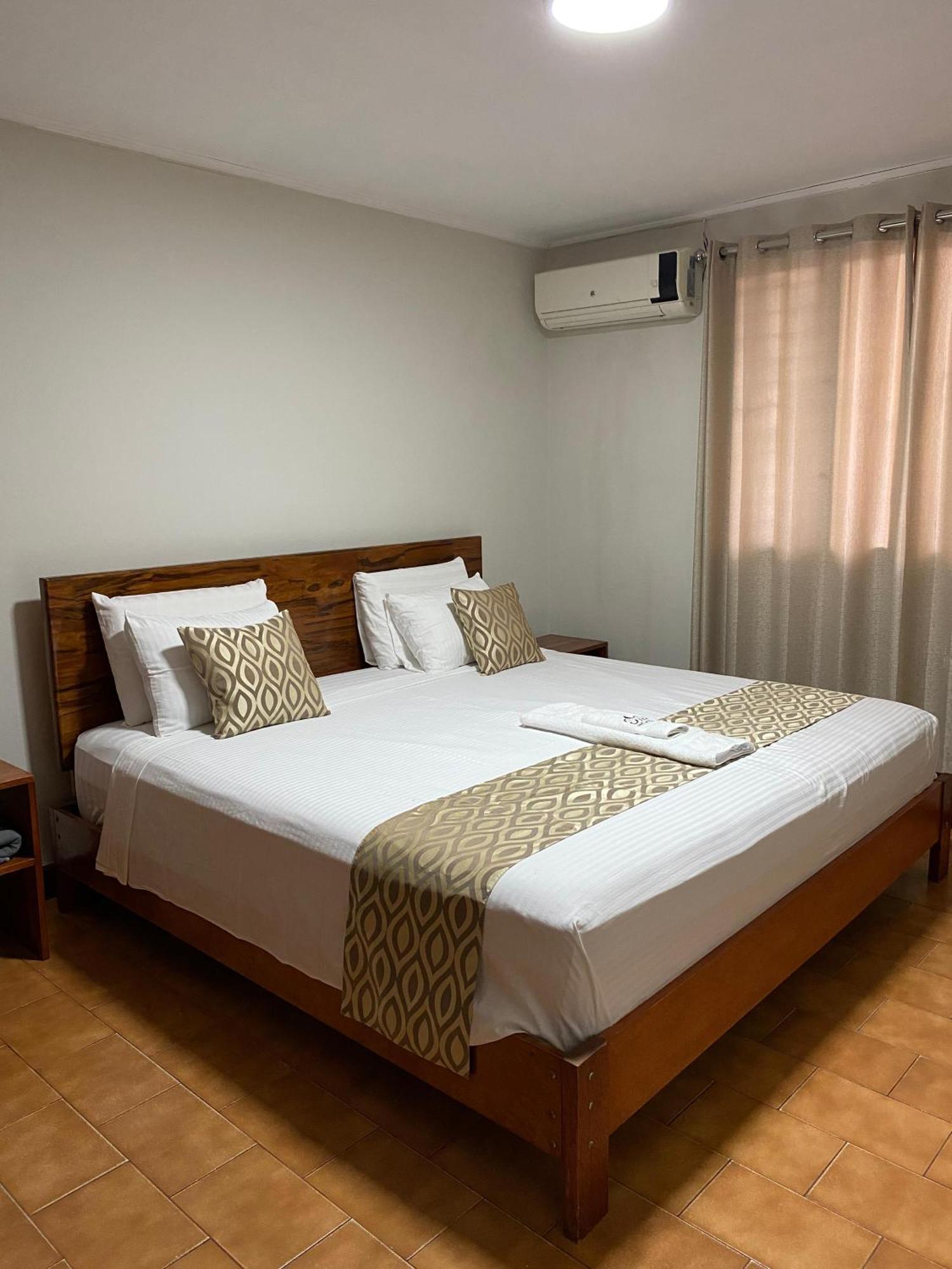 Studio 69 Aparthotel Iquitos Luaran gambar