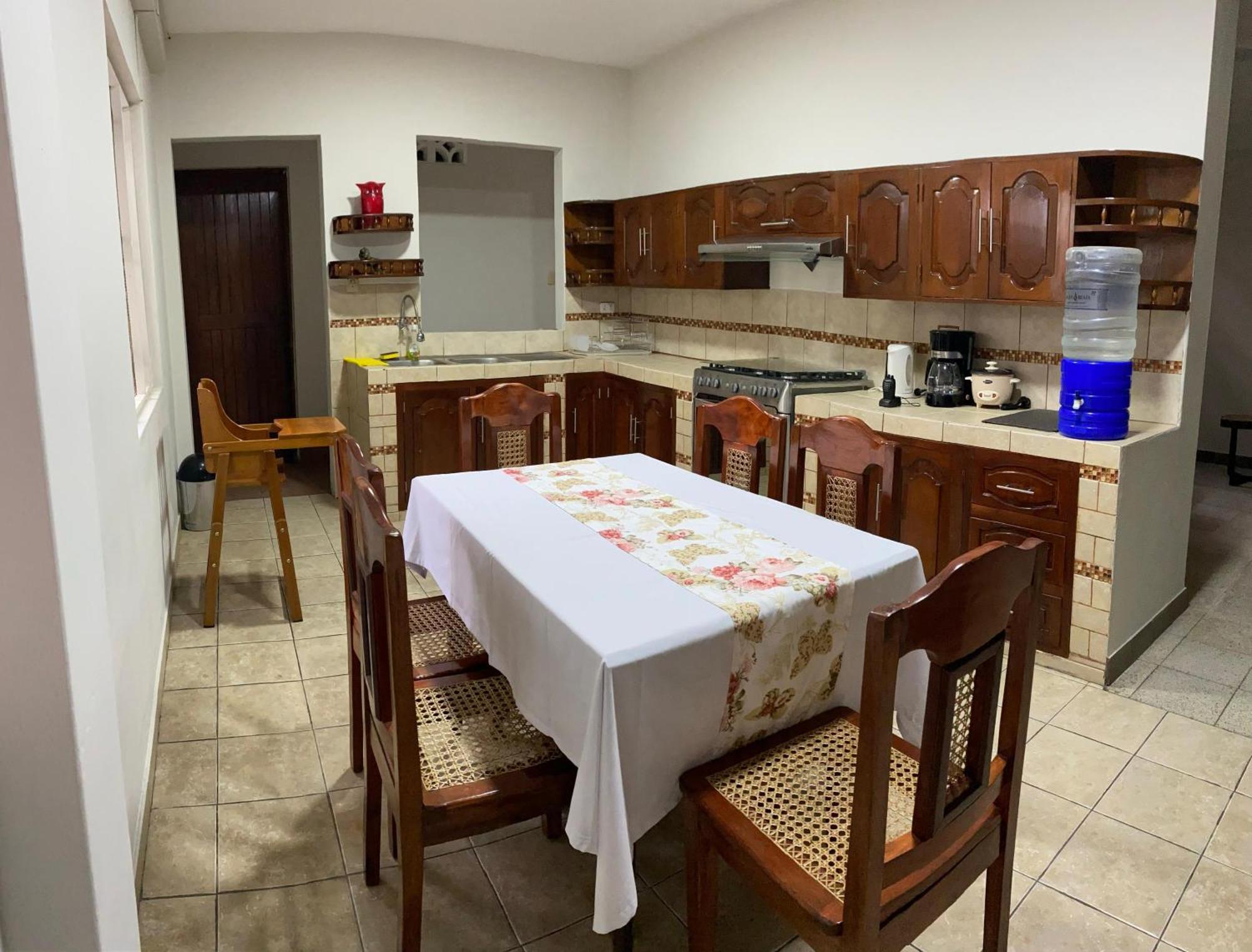 Studio 69 Aparthotel Iquitos Luaran gambar